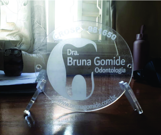 Display de acrílico transparente ou coloridos - Quantidade mínima 5