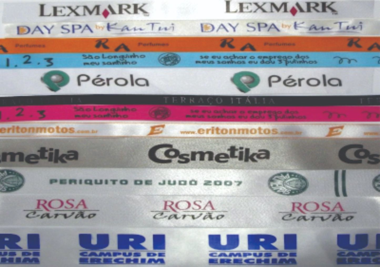 Fitas personalizadas em tecido